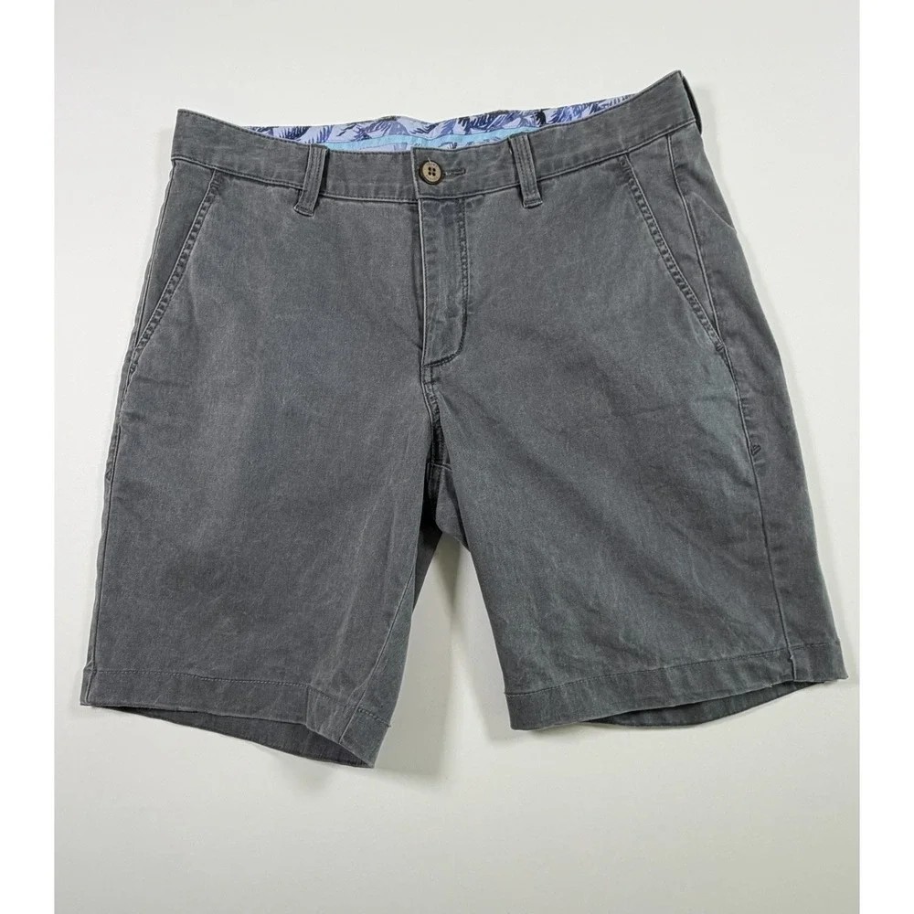 Tommy Bahama Men's Gray Chino Shorts Size 30